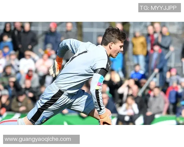 格里奥领衔新一代足球天才崛起 全面解析其辉煌职业生涯与未来潜力