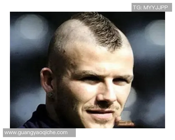 足球球星头发逐渐稀疏背后的秘密与影响揭秘